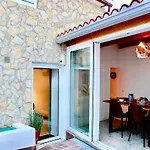 بيت ضيافة Constancia Guest House 4*